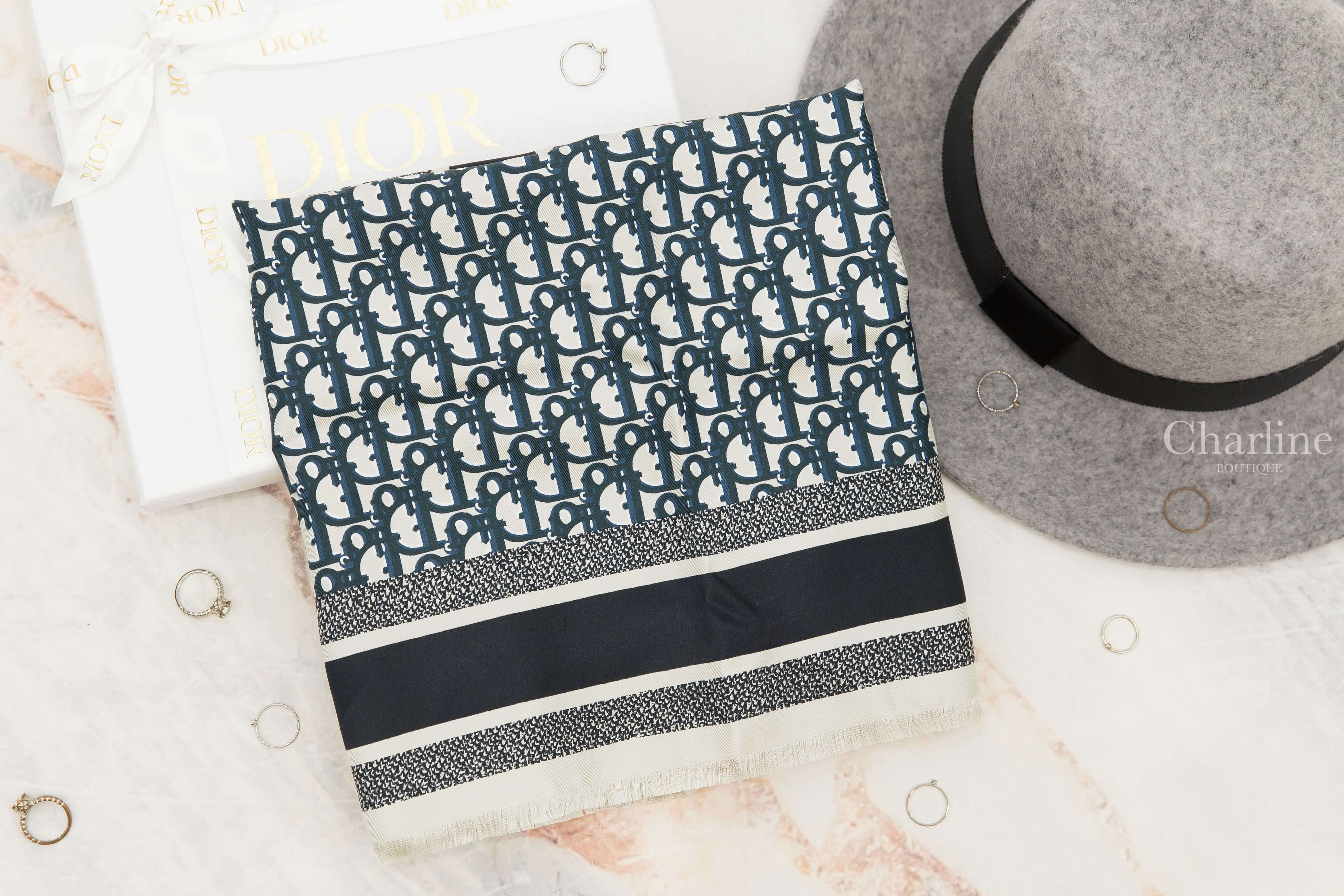 Dior Dior Oblique Diortwin 70 Square Scarf 海軍藍滿版老花白色抽鬚滾邊真絲方巾-Charline Boutique 精品代購