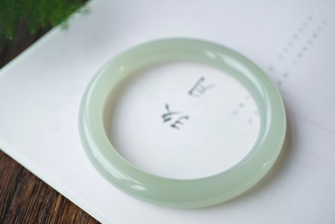 和田玉冰底晴水圓條福鐲 51mm, 天然和田玉軟玉