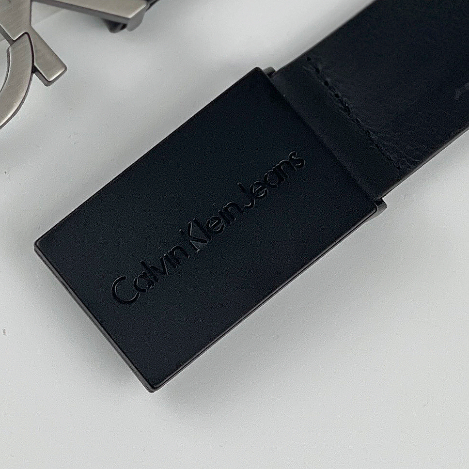 Calvin Klein CK 鐵牌字母 皮帶