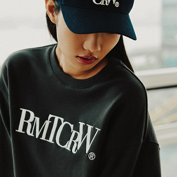 Romantic Crown Recent Logo Sweat Shirt