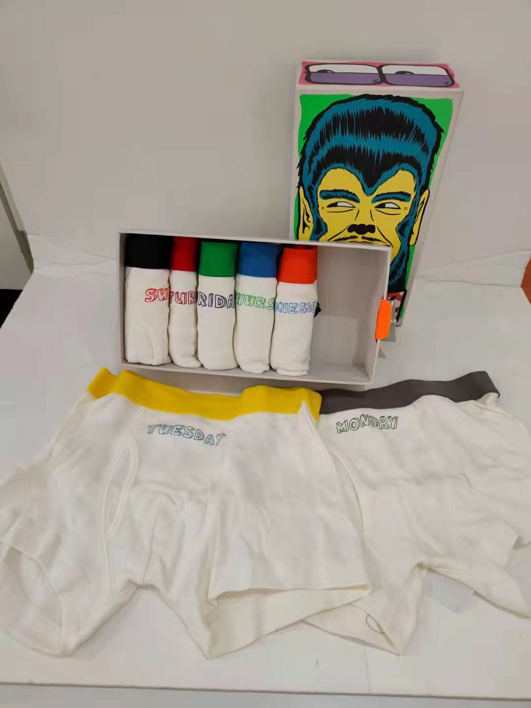 CSM04100 STELLA MCCARTNEY 7 Days of the Week Arthur Boxers Set (Boy) 468896SJJC59082 (E)