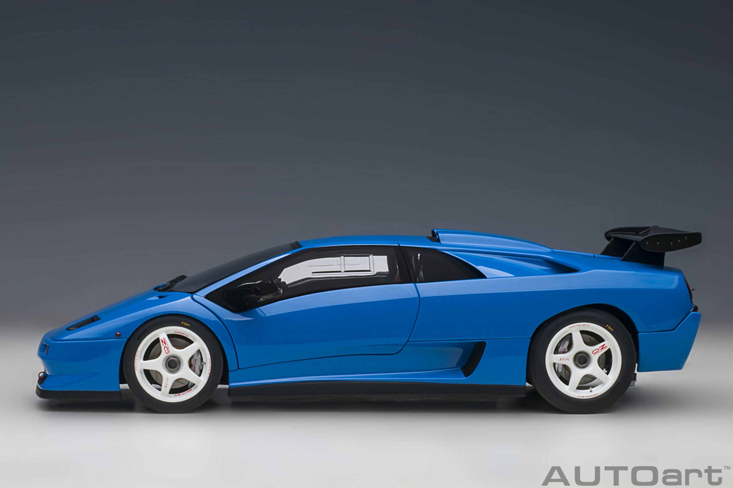 1/18 AUTOART Lamborghini Diablo SV-R (Blu Le Mans) (79148)