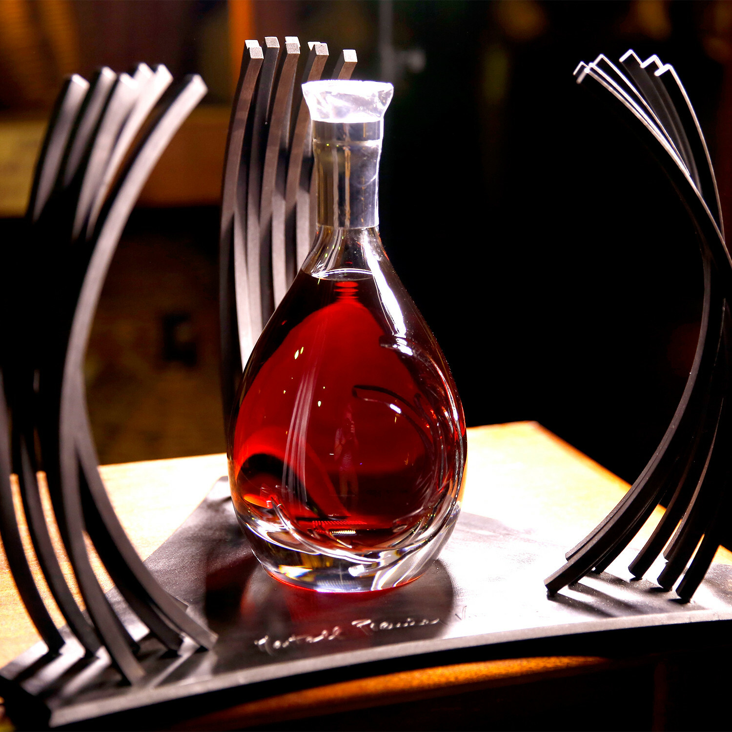 馬爹利300周年藝術限量版 Martell Premier Voyage Cognac