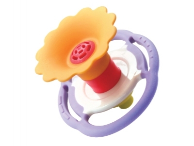 《 日本 Toyroyal 樂雅 》牙膠吹笛搖鈴