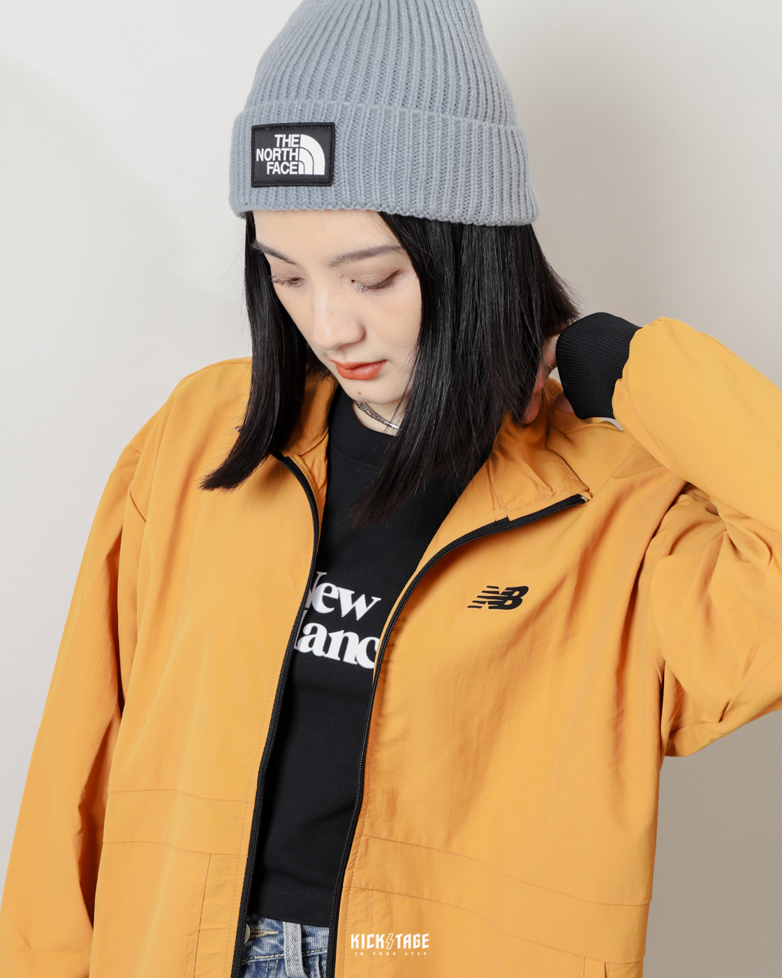 **特價商品售出不退換**男女款 NEW BALANCE  JACKET 土橘色 立領 拉鍊 防風 風衣外套【5862230238】