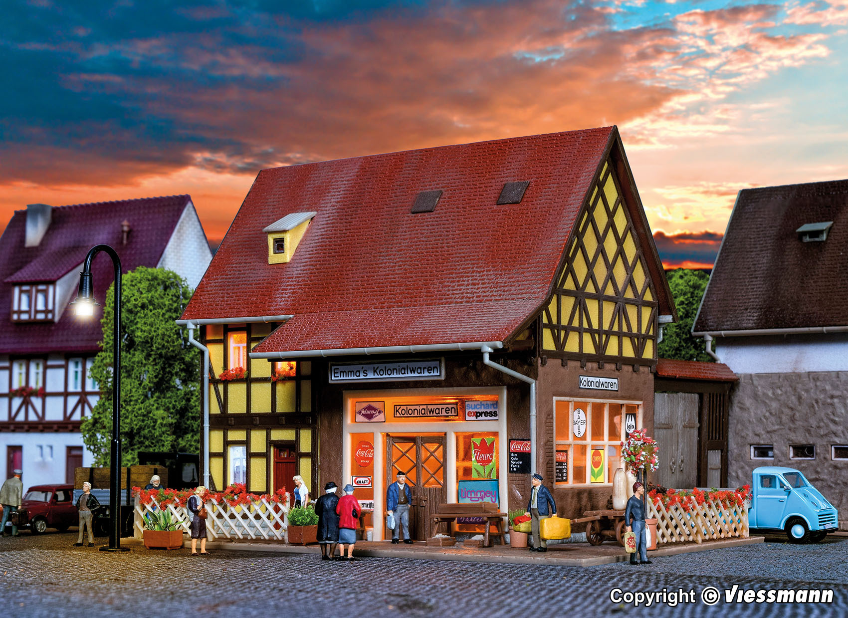 Vollmer 43688 HO scale Corner shop with interior and LED lighting