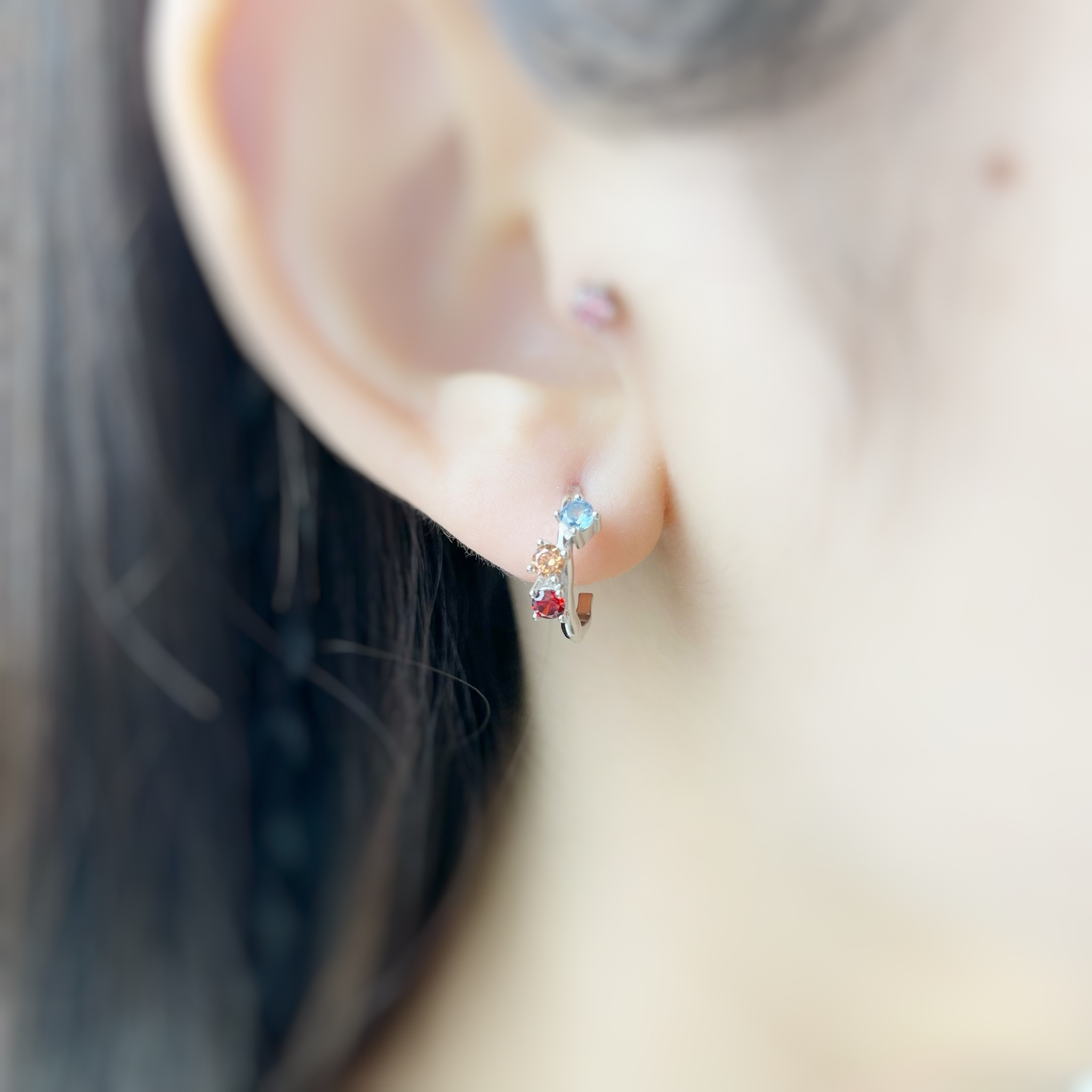 | 925 Silver・White Gold | Ray Of Rainbow Earrings | EA0554 |