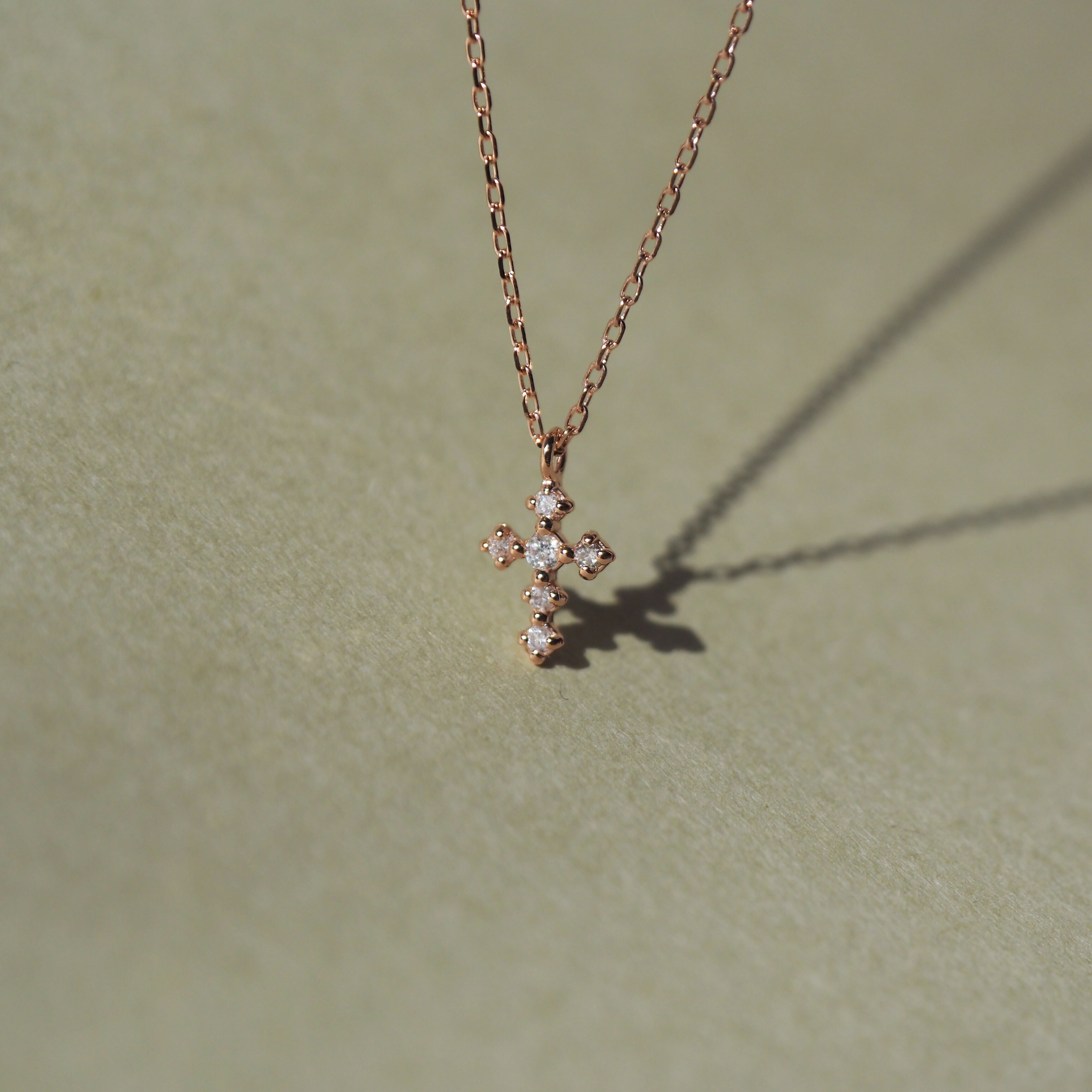 14K tiny cross真鑽項鍊