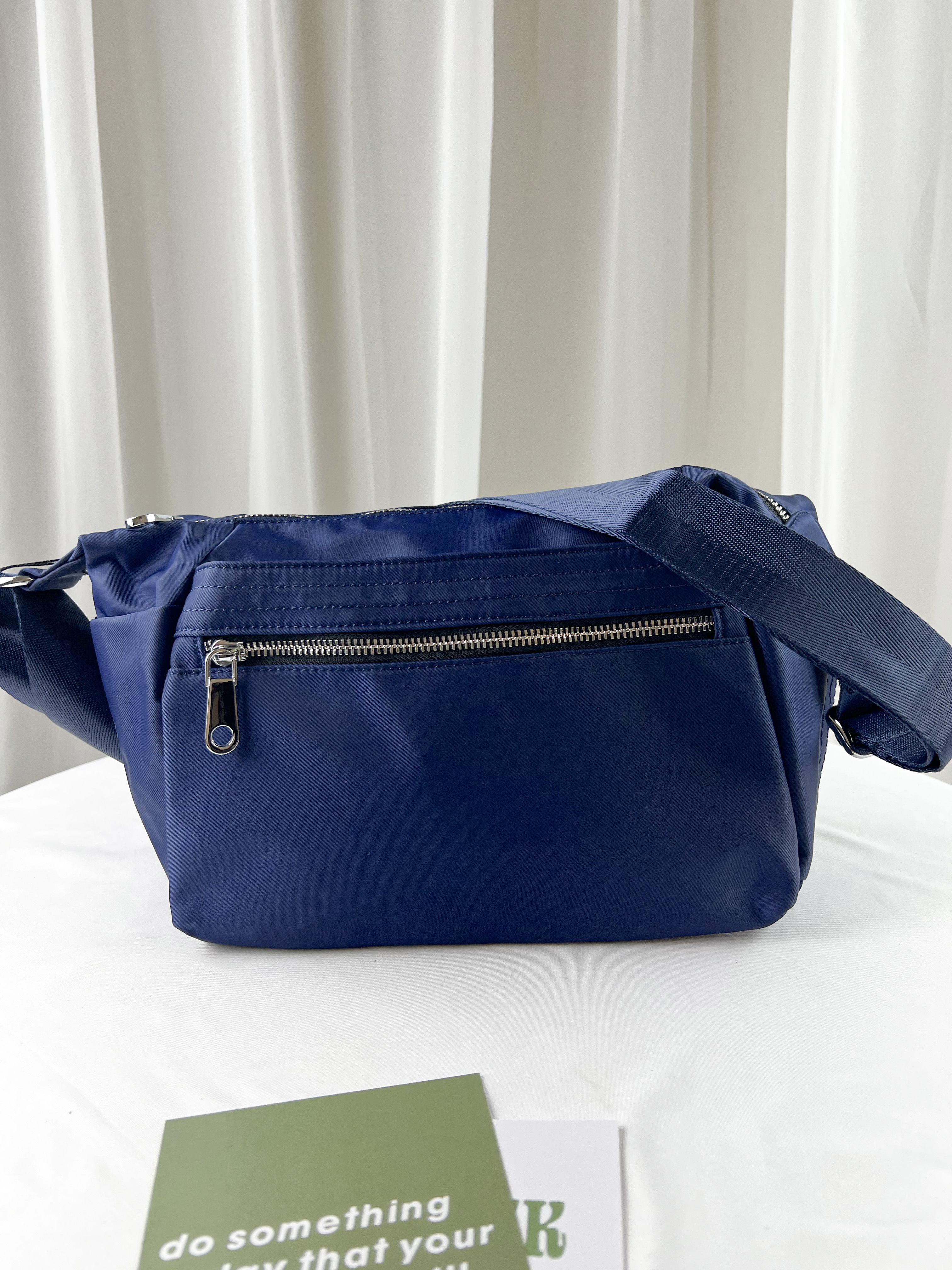 深藍 素面尼龍防潑水側背包 #SM-1030