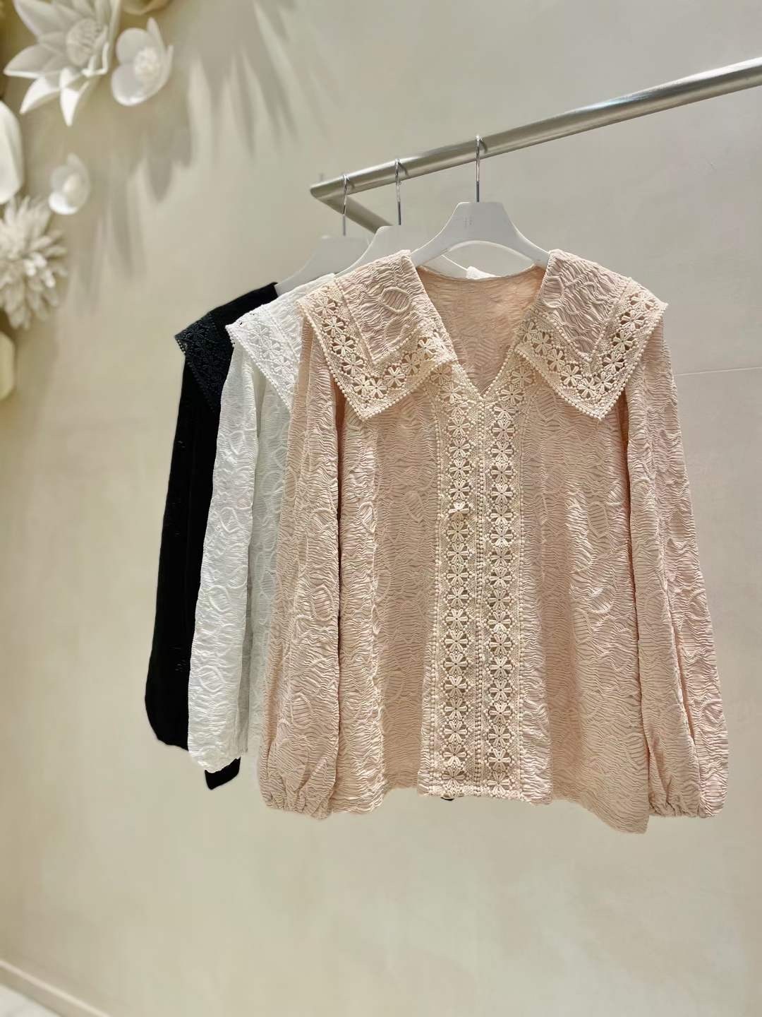 SALE! 高質重工壓花上衣