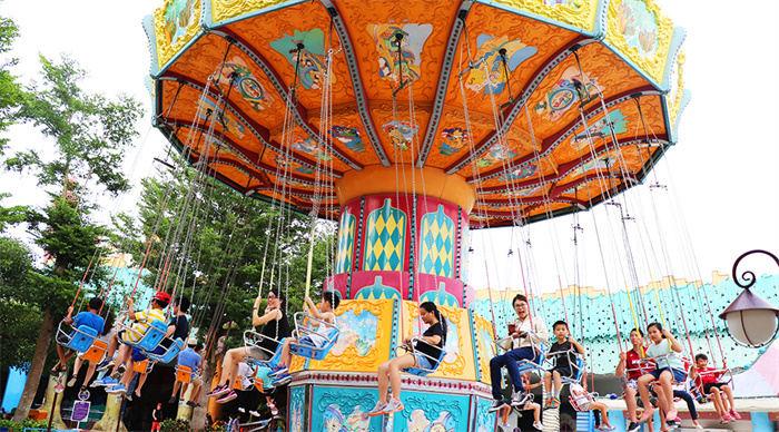 麗寶樂園 皇冠鞦韆