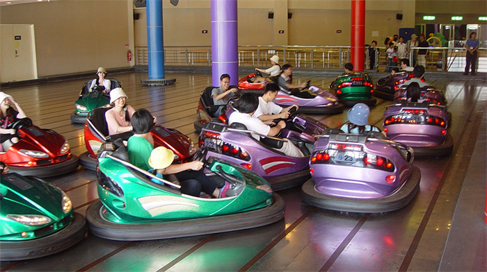 麗寶樂園 碰碰車