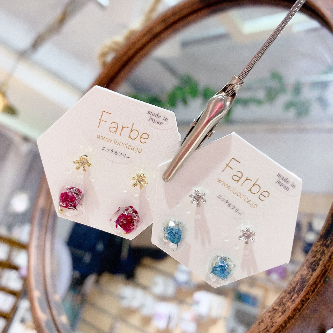 Farbe 小乾花封入細粒耳環