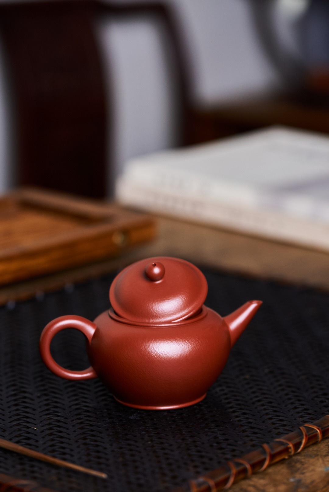 【水平】-- 圓潤飽滿，素雅大方，壺身線條流暢，古韻味十足