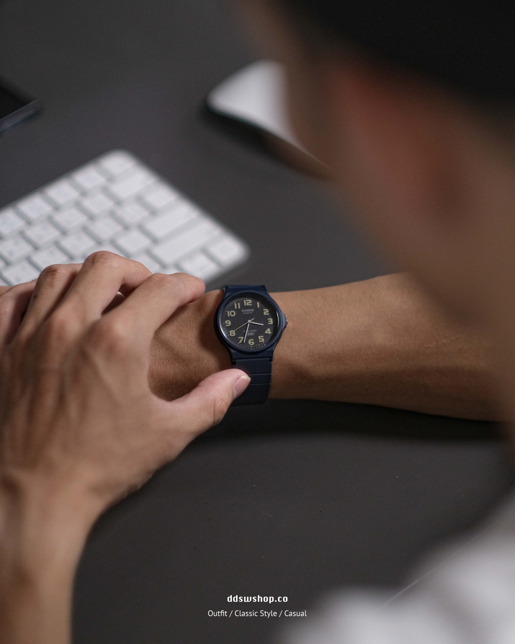 Casio 手錶 卡西歐 簡約百搭 霧面 大地色系 圓形 海軍藍 橄欖綠 米白 酒紅 MQ-24UC