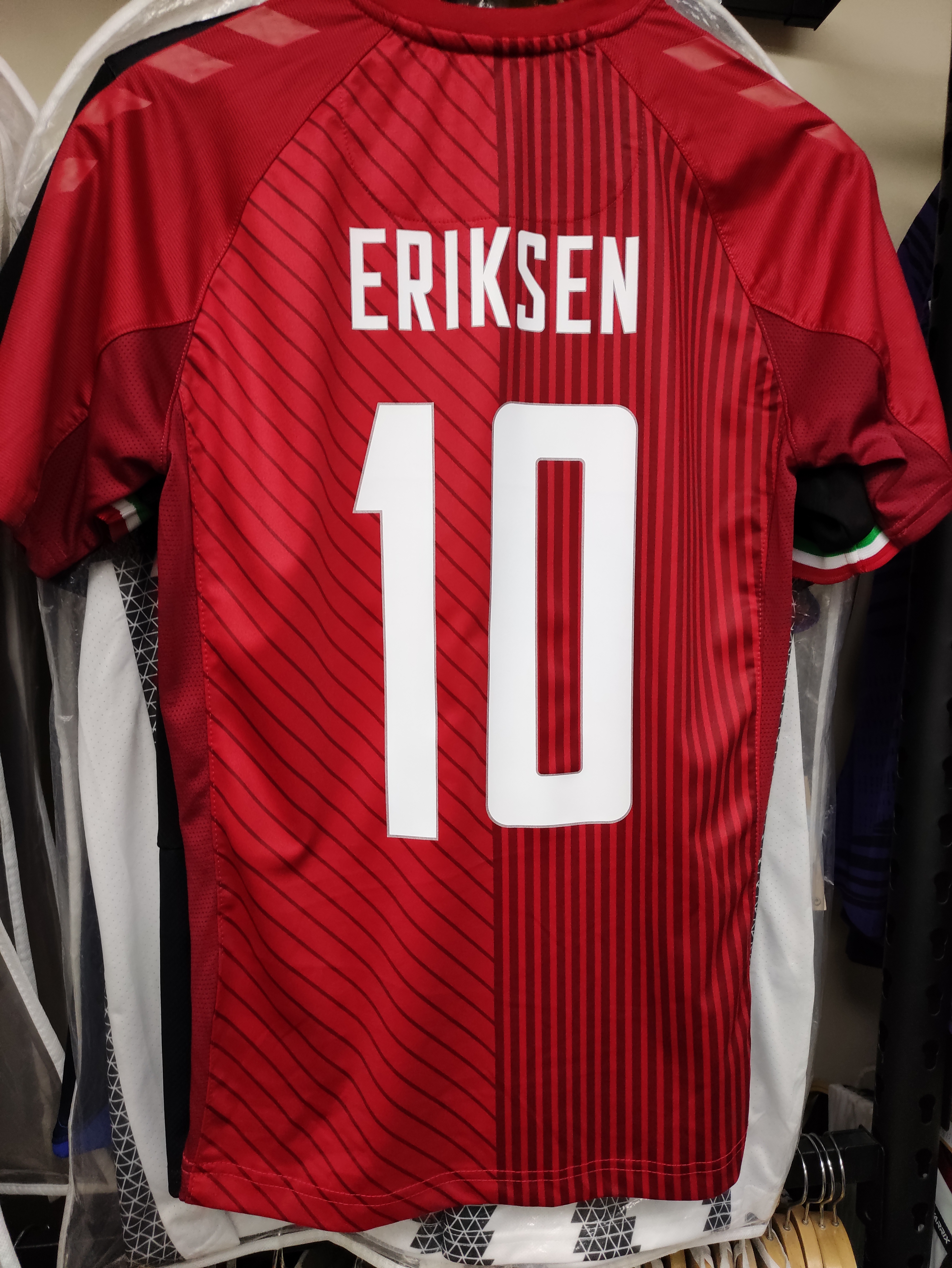 21-22丹麥國家隊二客艾歷臣球迷版球衣