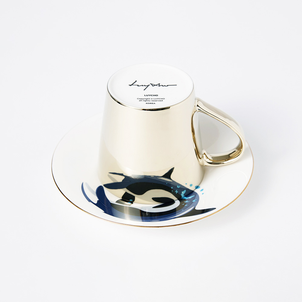 韓國 Luycho｜鏡面倒影動物圖案咖啡杯-鯨魚