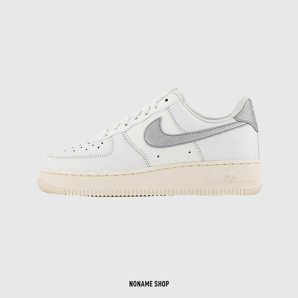 💥瑕疵特價💥 NIKE AIR FORCE 1 07 復古 骨白 奶油底 銀鉤 (女款)