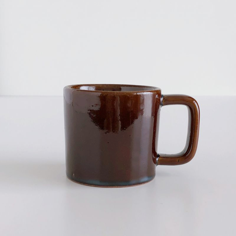 Mountain straight Mug brown | studio m'