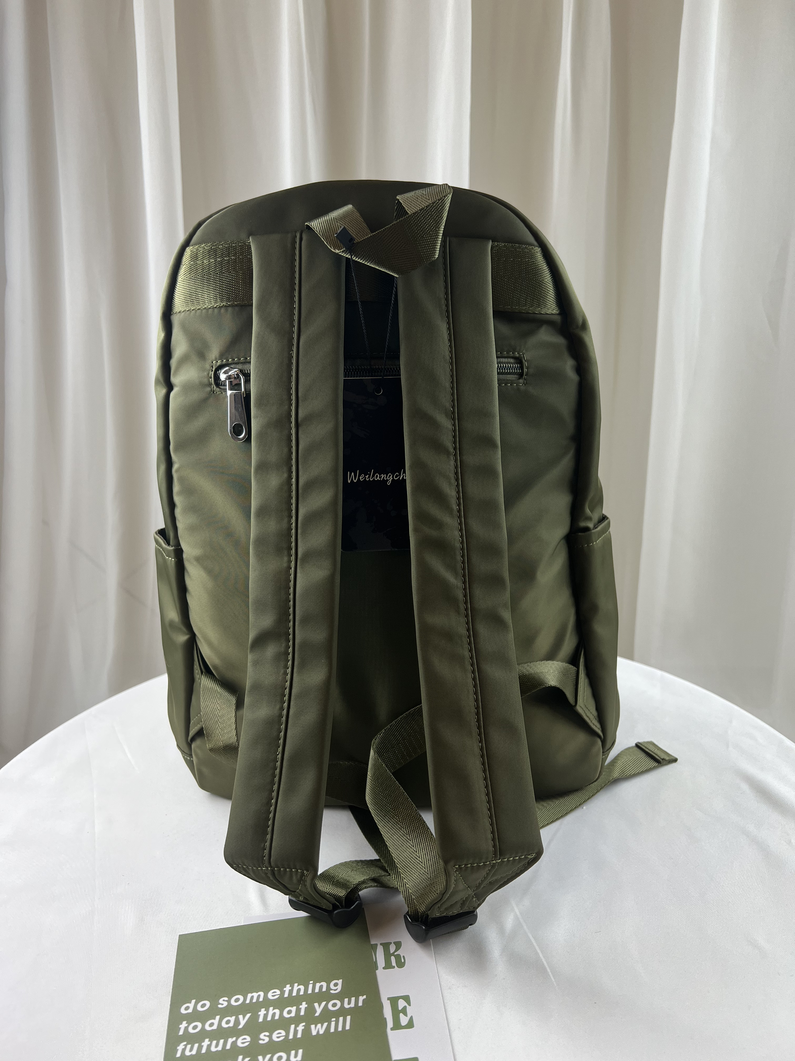 經典綠 素面尼龍防潑水後背包 #SM-1055