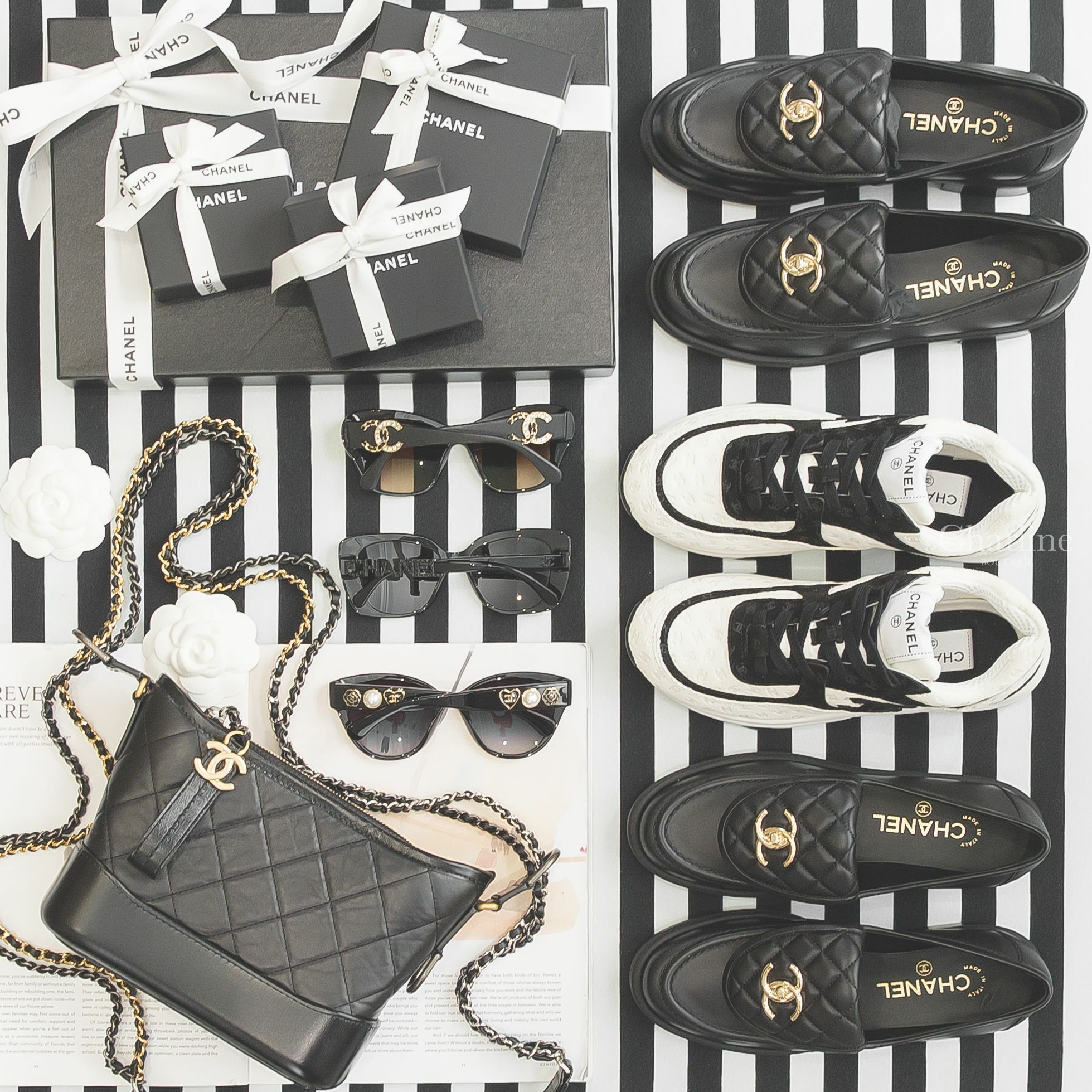 chanel 白色牛皮拼黑色麂皮運動鞋,黑色金CC樂福鞋,黑金皮穿鍊水鑽CC太陽眼鏡,黑色方框太陽眼鏡,灰紫色漸層鏡片太陽眼鏡,chanel Hobo 黑色金銀鍊拼接鍊帶手袋-Charline Boutique 精品代購