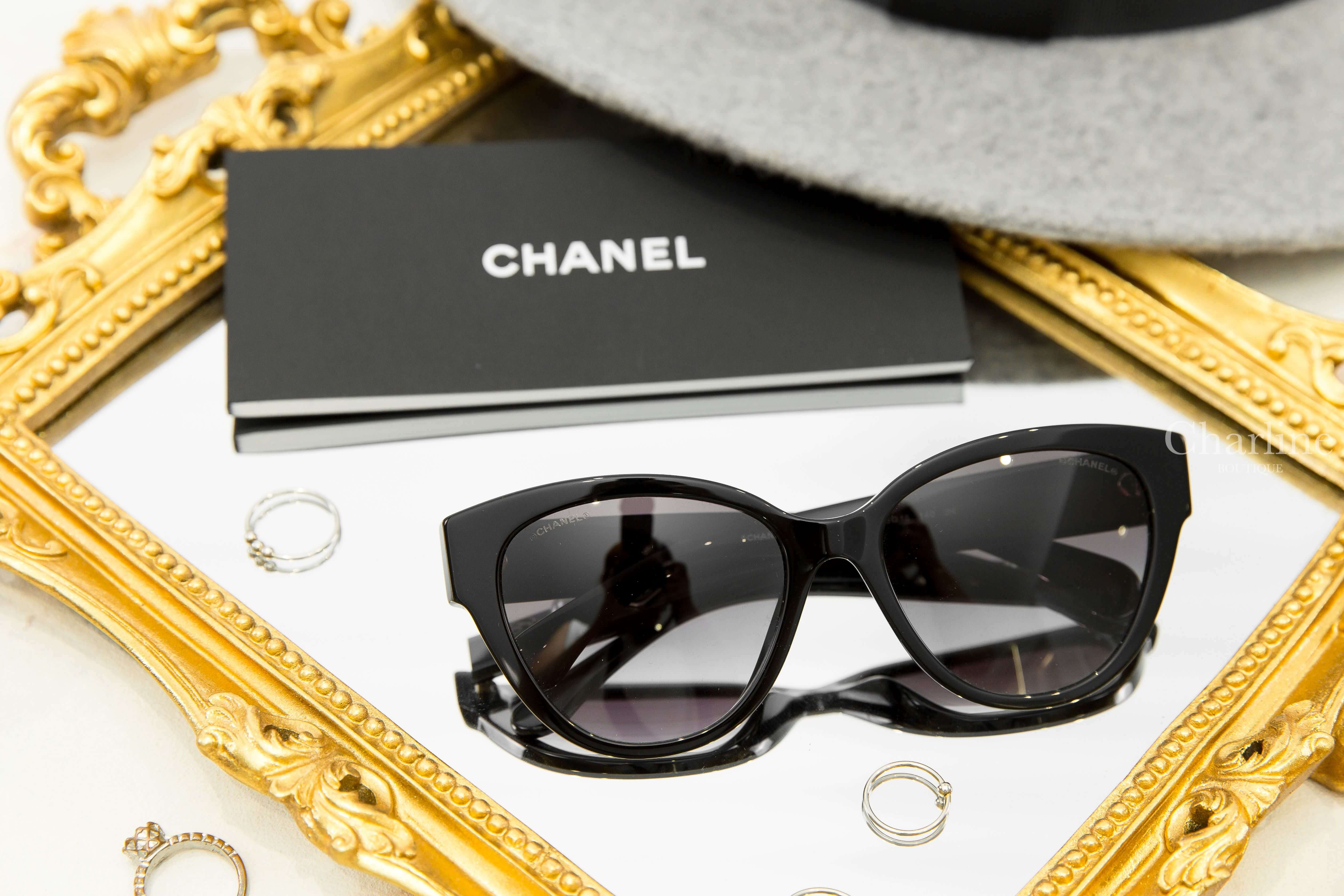 Chanel Butterfly Sunglasses 黑色蝴蝶型灰紫色漸層鏡片側邊山茶花白色珍珠愛心CC太陽眼鏡-Charline Boutique 精品代購