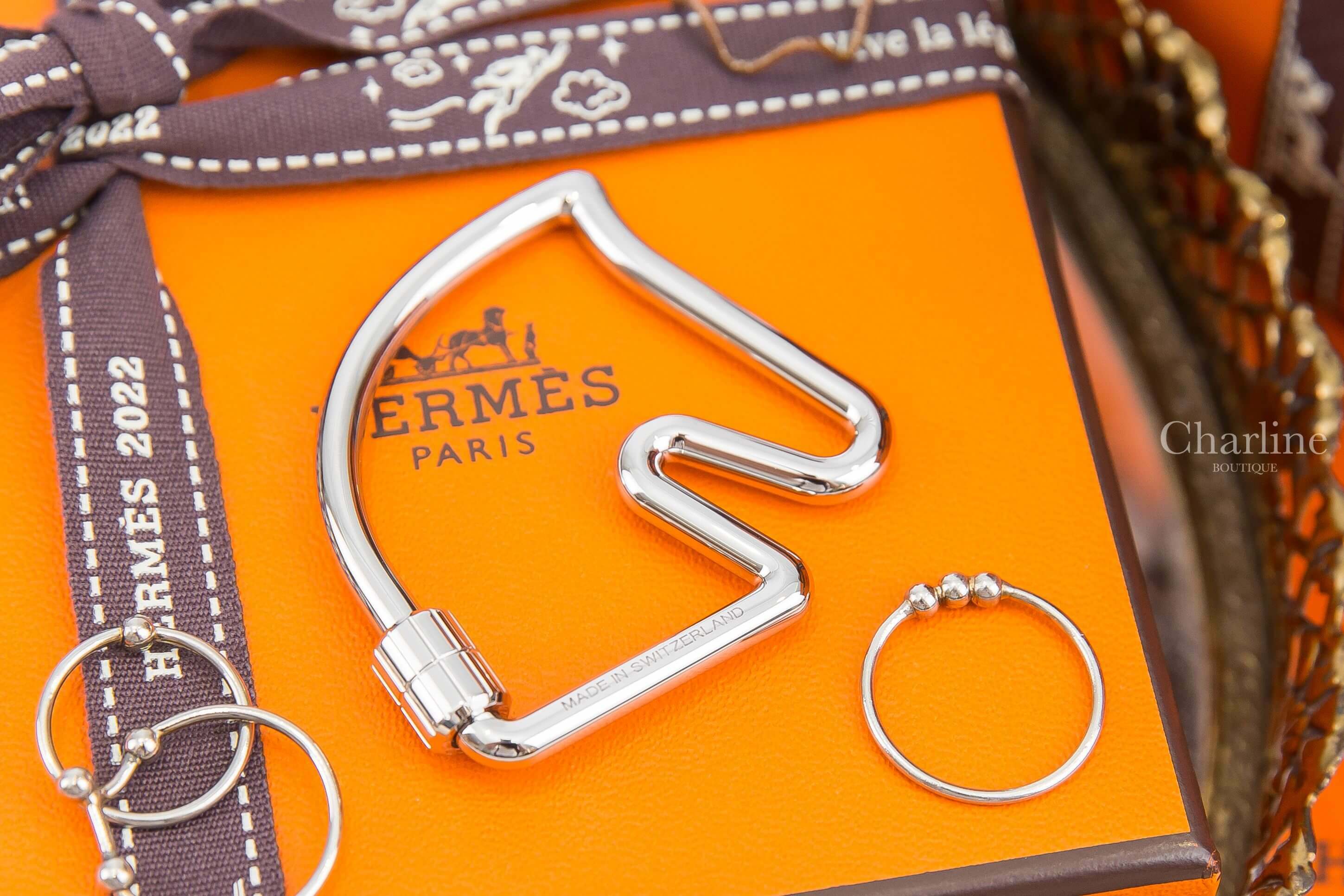 Hermès Cheval Key Ring 銀色簍空馬頭造型不銹鋼鑰匙圈