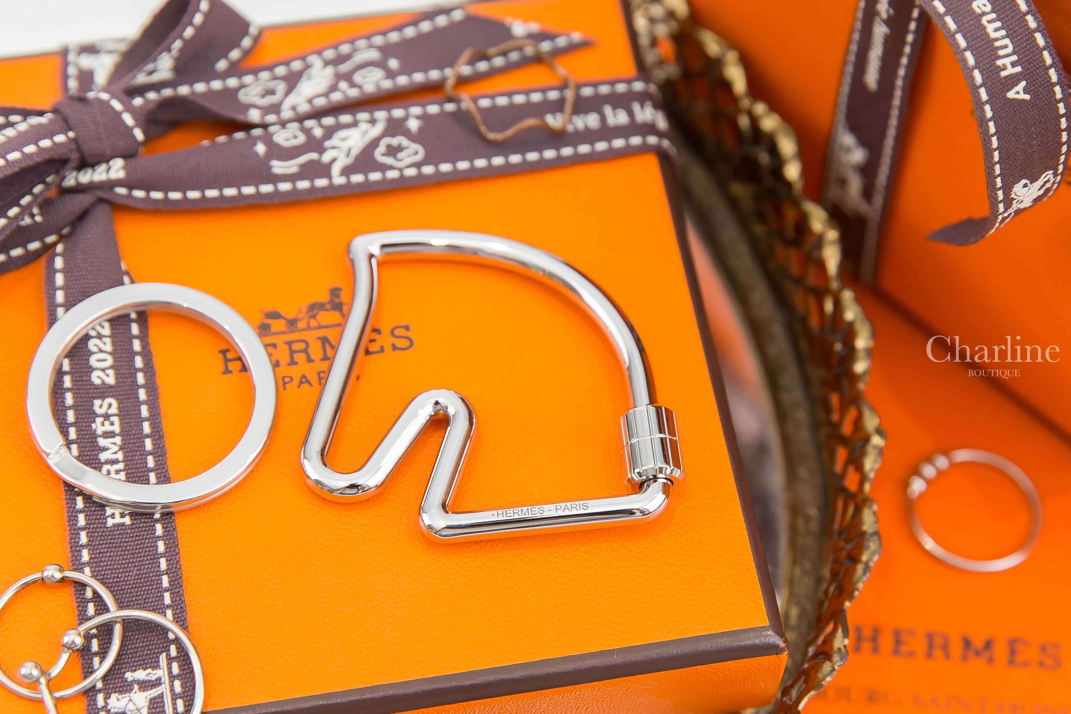 Hermès Cheval Key Ring 銀色簍空馬頭造型不銹鋼鑰匙圈-Charline Boutique 精品代購