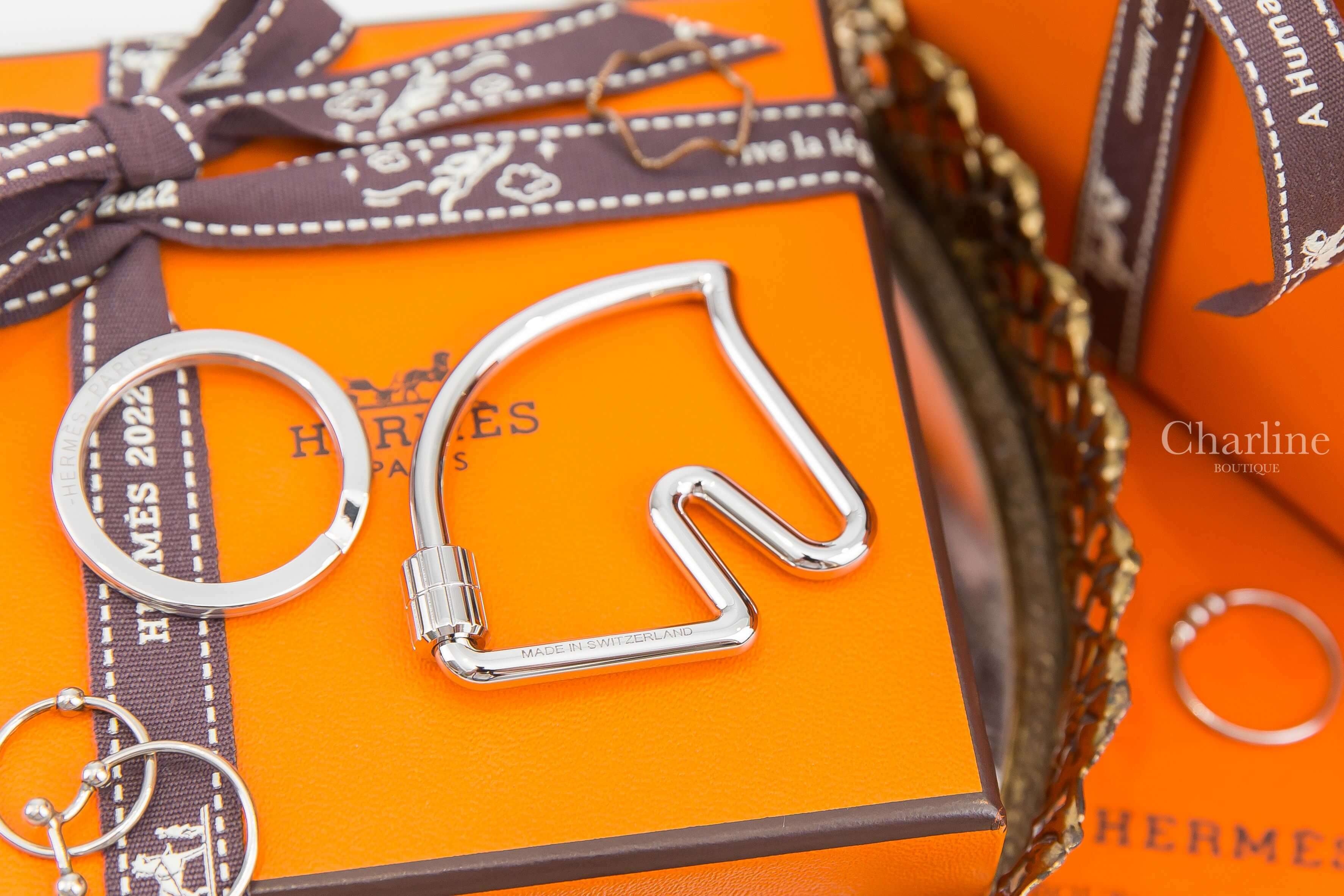 Hermès Cheval Key Ring 銀色簍空馬頭造型不銹鋼鑰匙圈-Charline Boutique 精品代購