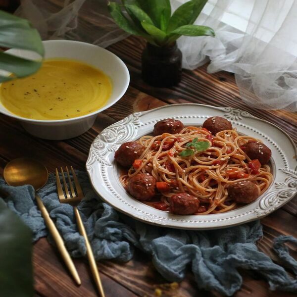 【蔬味平生】⁣⁣⁣超感動！終於吃到純素無五辛植物肉丸了✨天然的好味道在家就能輕鬆嘗到🌿