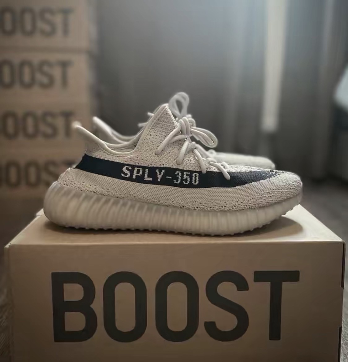 ADIDAS YEEZY BOOST 350 V2 "Reverse Oreo" (HP7870)