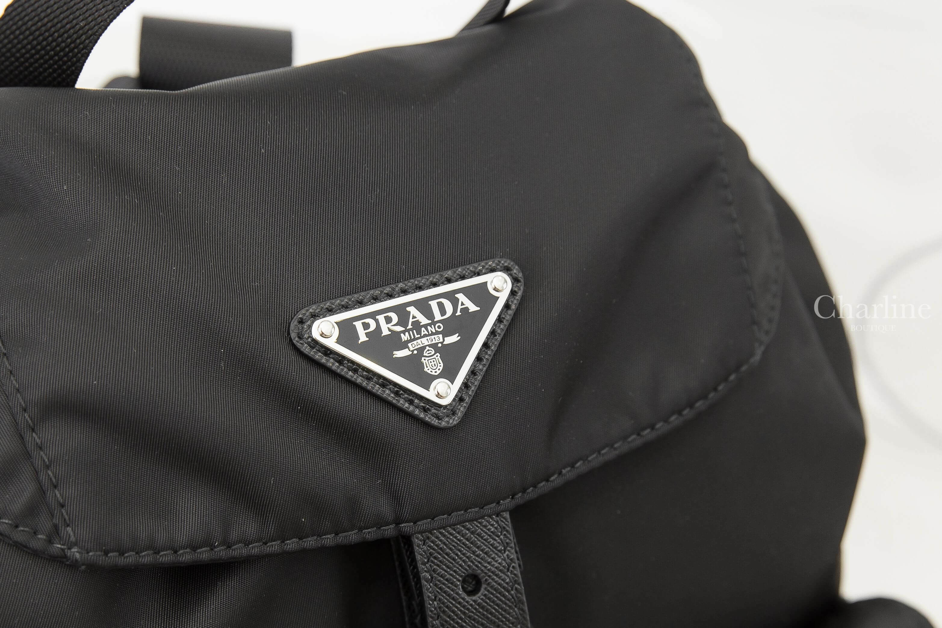 Prada Small Re-nylon Backpack 黑色小型三角銀字布面尼龍後背包