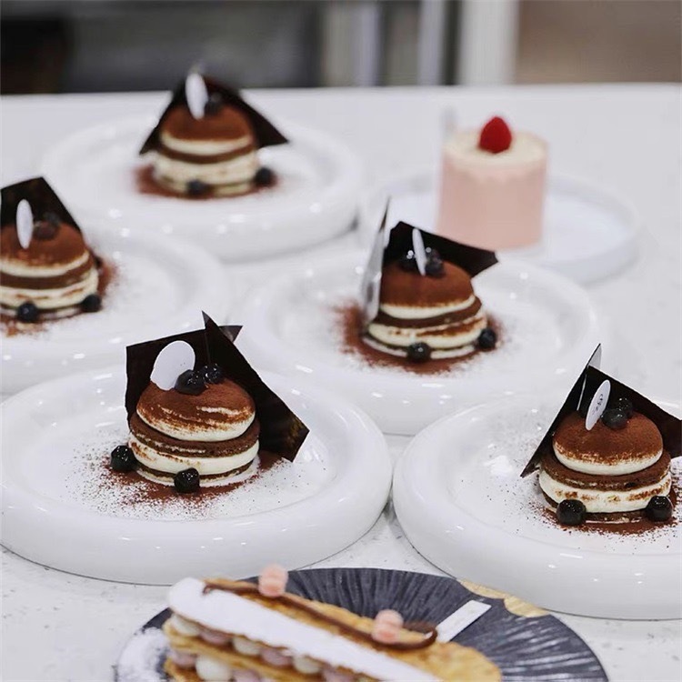 《1005》陶瓷胖嘟嘟盤子