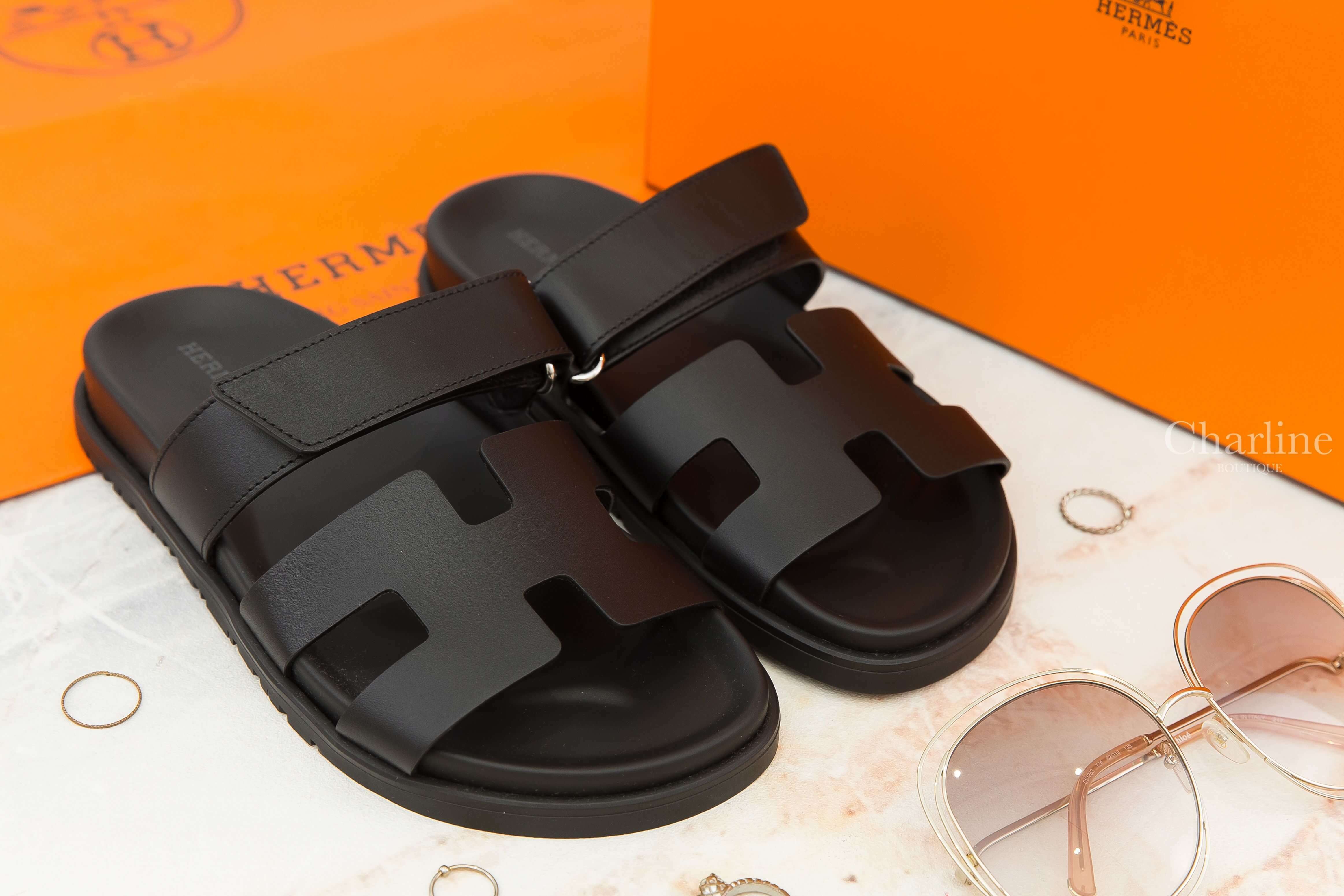 Hermès Chypre Sandal 黑色小牛皮黑底魔鬼氈橡膠平底拖鞋-Charline Boutique 精品代購