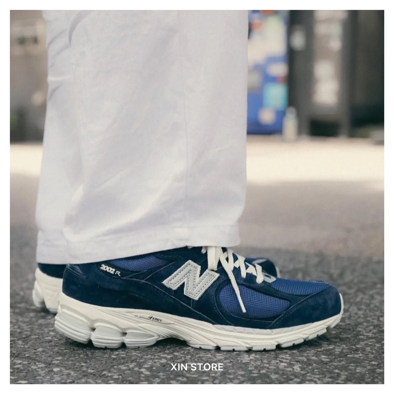 New Balance NB M2002RHL 工裝 麂皮 奶油底 海軍藍