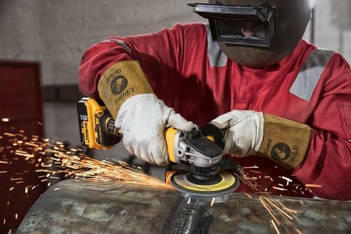 ＊中崙五金【附發票】DEWALT 得偉 20V 無碳刷4吋砂輪機 DCG405B (單主機) DCG405P2