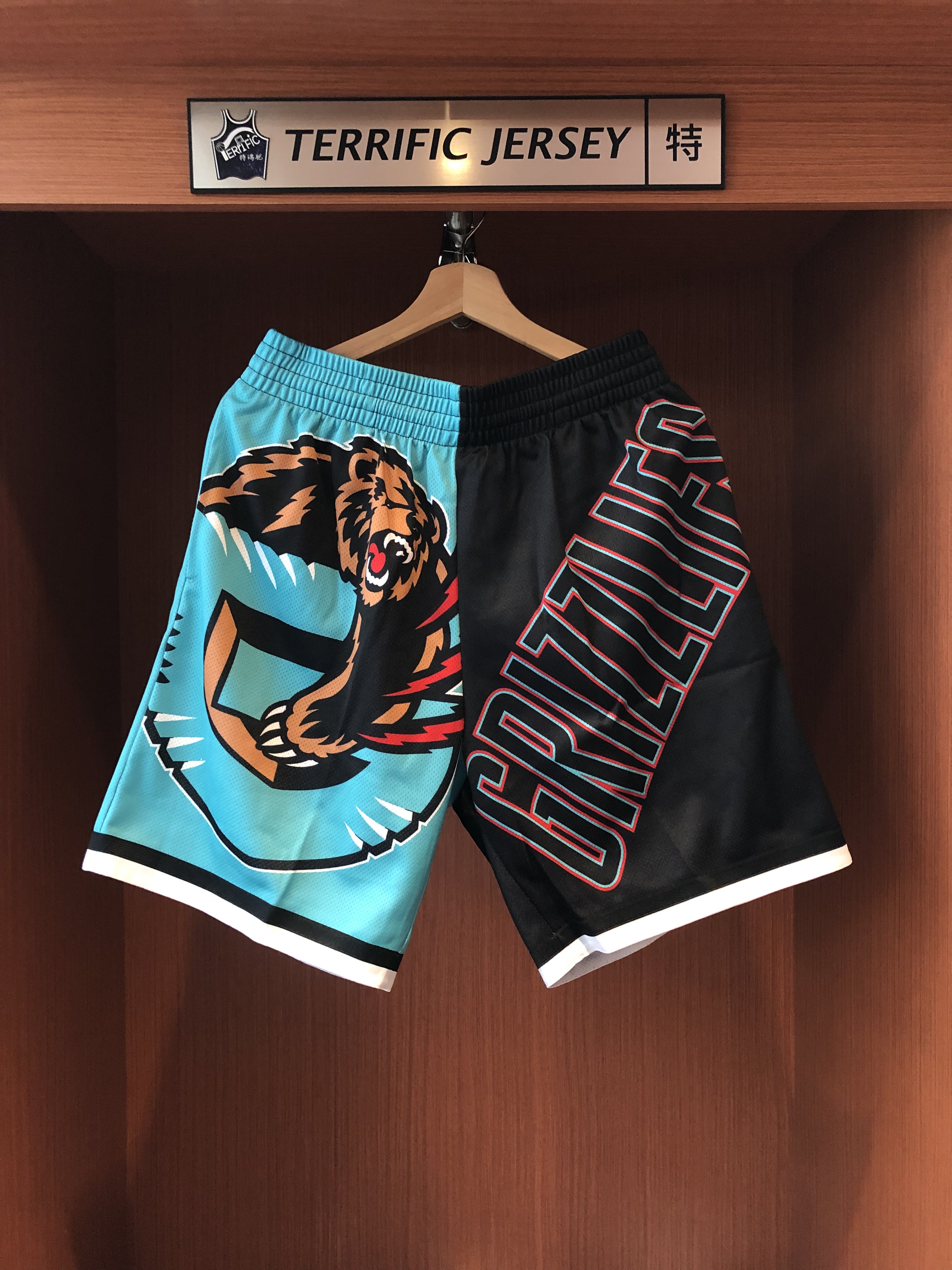 NBA球褲 Big Face 5.0 曼菲斯灰熊黑綠 M&N Shorts 染印 有口袋 全新