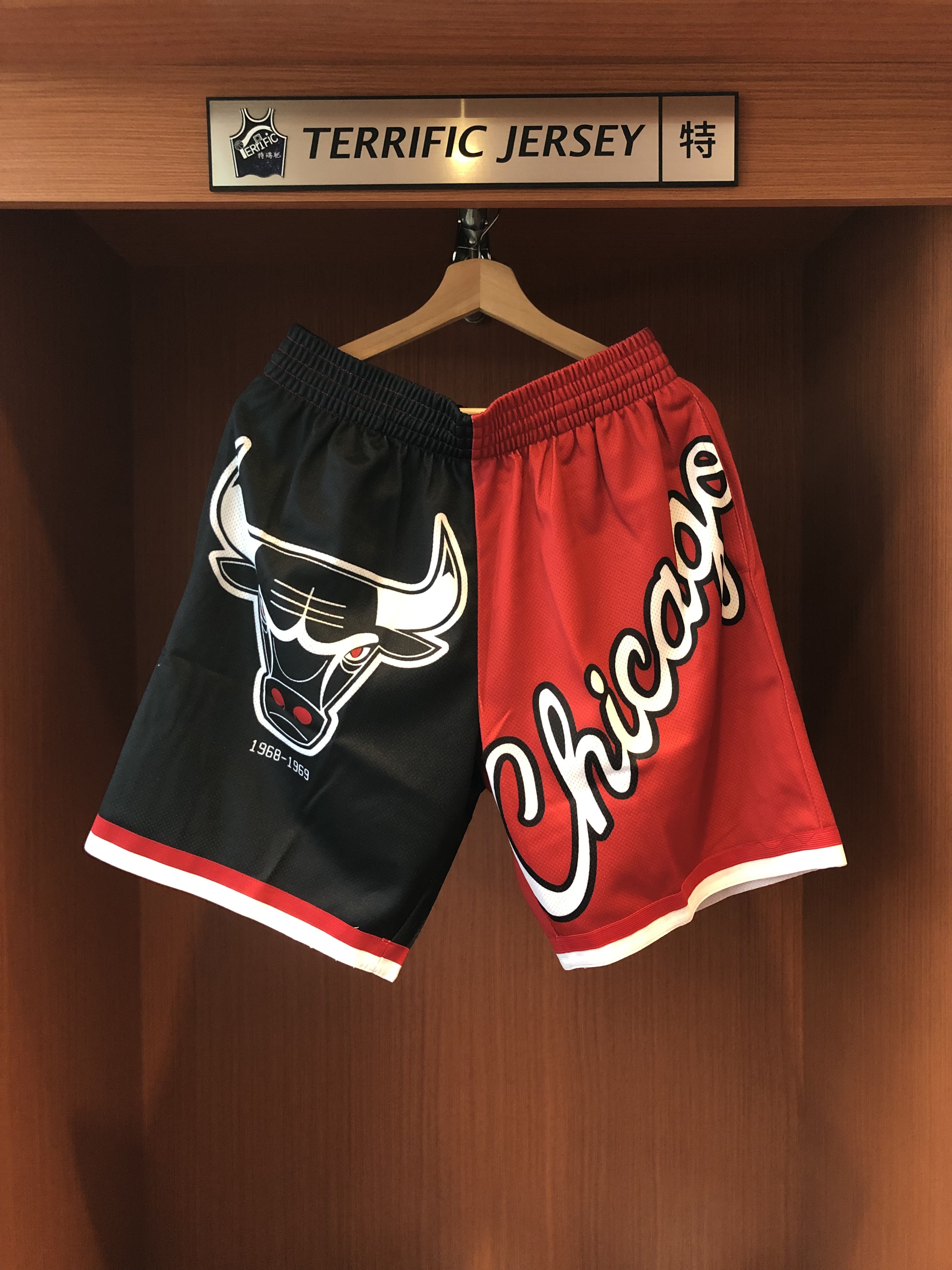 NBA球褲 Big Face 5.0 芝加哥公牛黑紅 M&N Shorts 染印 有口袋 全新