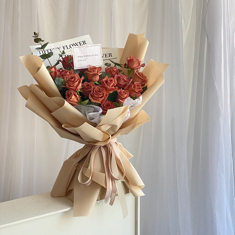 Vintage Coffee Rose Bouquet