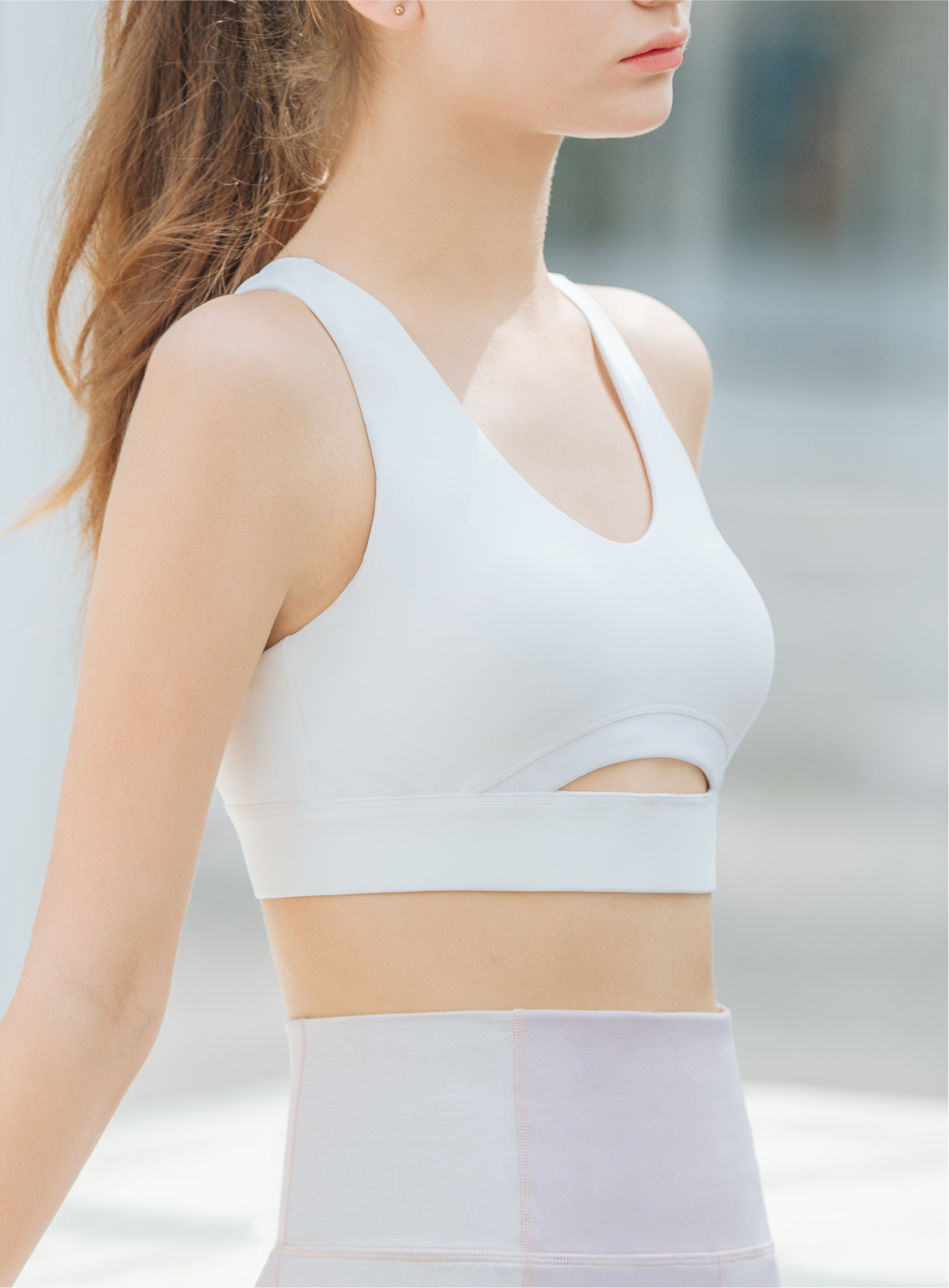 ANA0913 極簡主義撐托 Bra