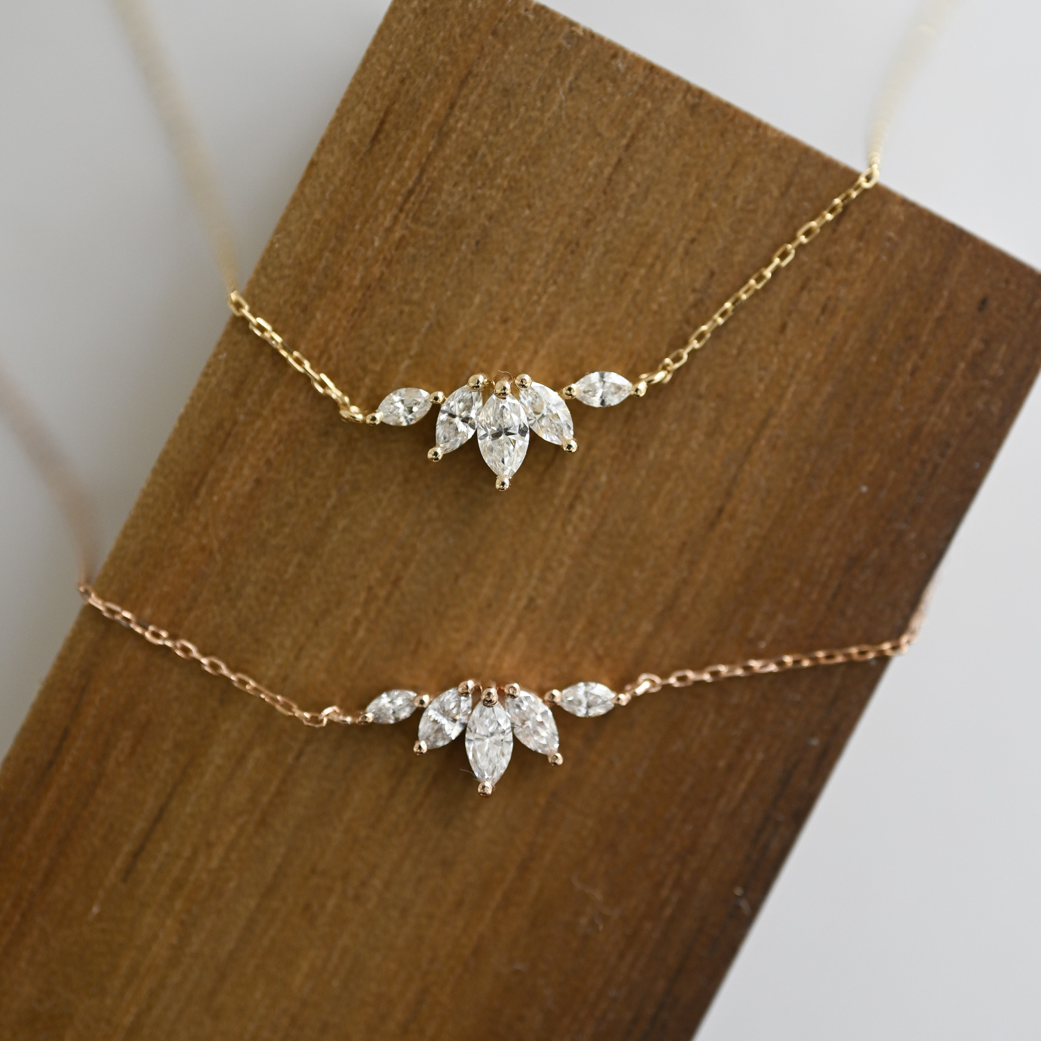 18K Marquesa Fan Diamond Necklace