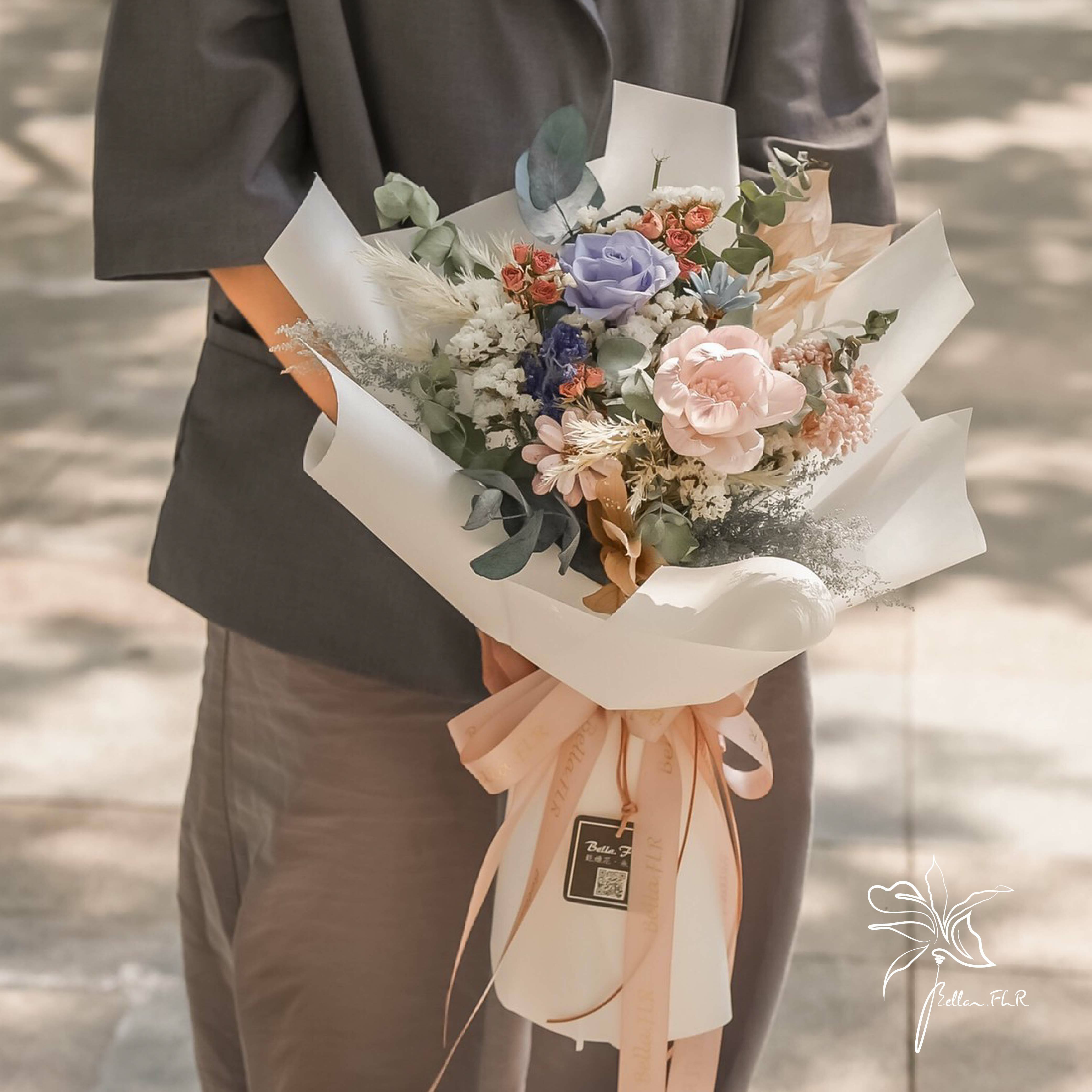 【愛在青空】中型永生乾燥花束