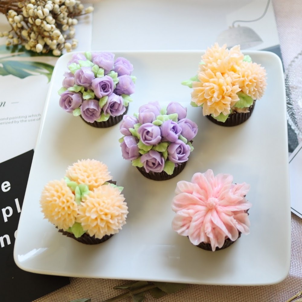 Buttercream cupcake 韓式唧花班