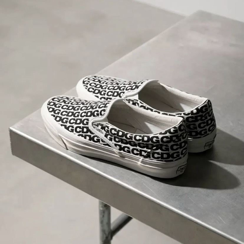 【APAIR】預購 Vans x CDG 滿版LOGO 黑白 VN0A32QNUY6
