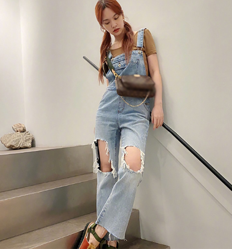 楊丞琳同款 破洞吊帶喇叭褲