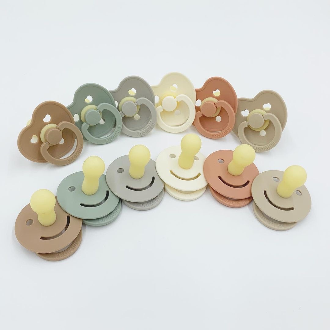 𝐅𝐫𝐨𝐦𝐢𝐬𝐞 笑臉/愛心奶嘴