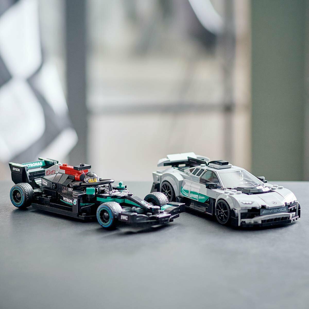 LEGO 76909 Mercedes-AMG F1 W12 E