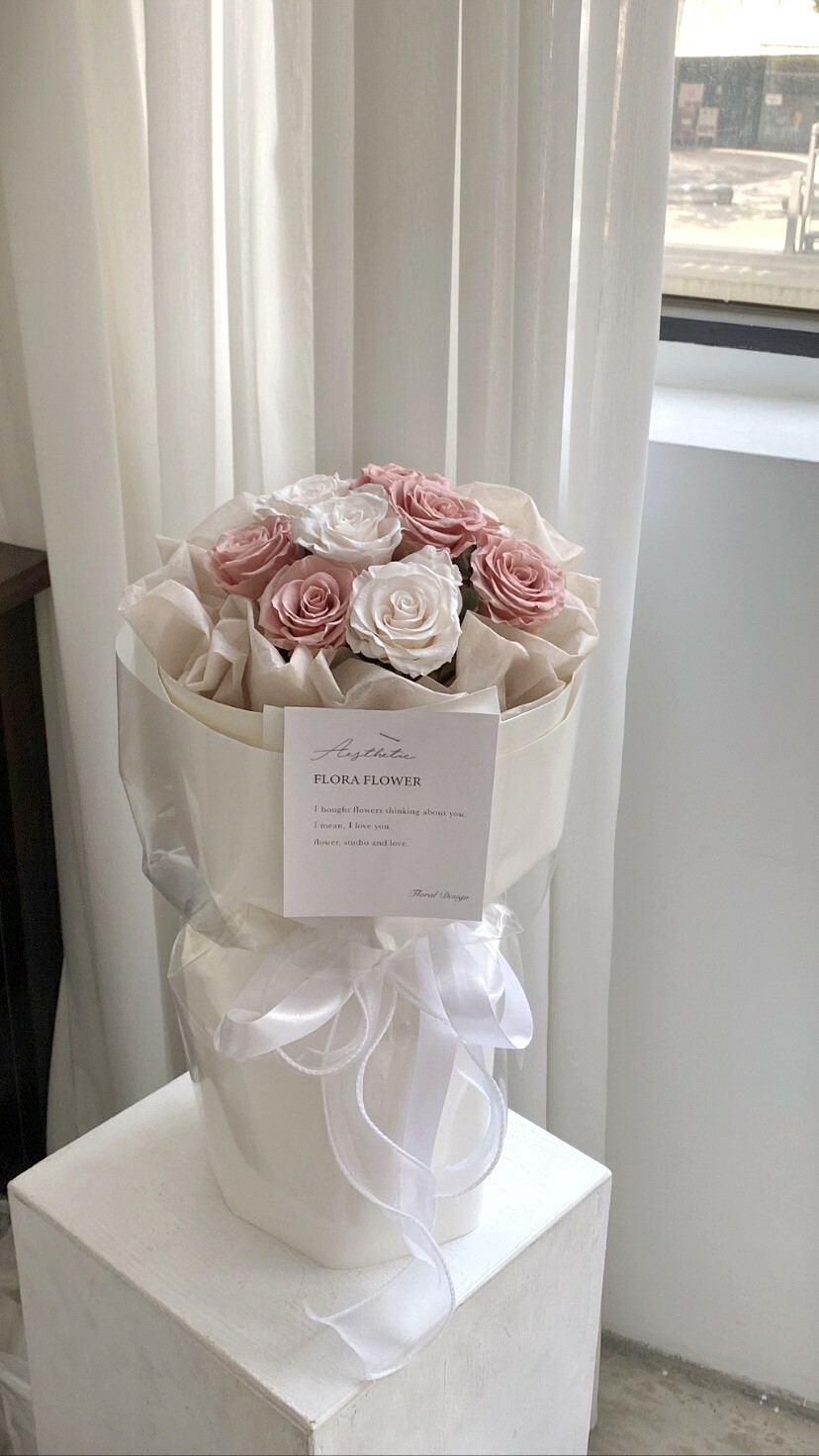 俄羅斯永生花束-奶油蛋糕