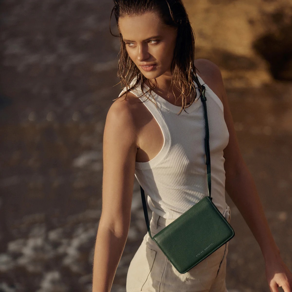 Status Anxiety. | SHE BURNS 側背鍊條三用包（綠、黑、粉、黑鱷魚壓紋）