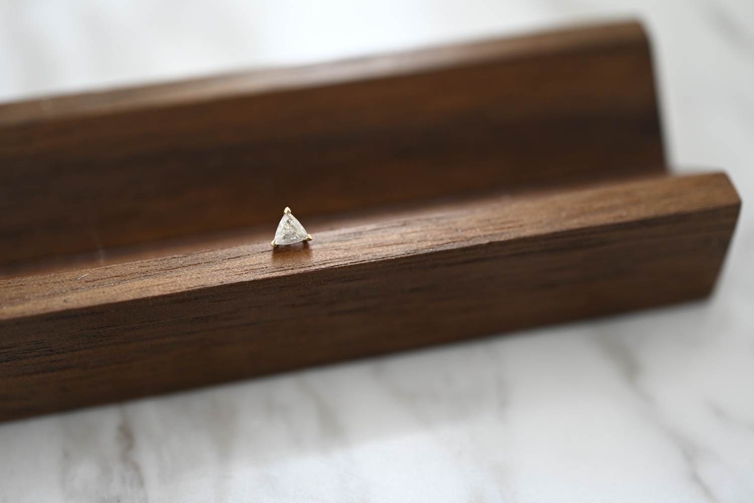 18K Single Triangle Diamond Earring